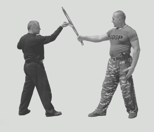 Стойка ножевого боя
